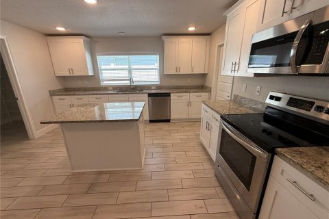 Casa en venta en Ocala, Florida, 4 dormitorios, 278.71 m2 № 2387663 - foto 11