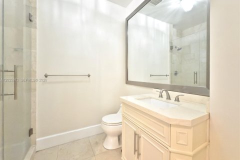Copropriété à vendre à Miami, Floride: 2 chambres, 163.79 m2 № 2257498 - photo 20
