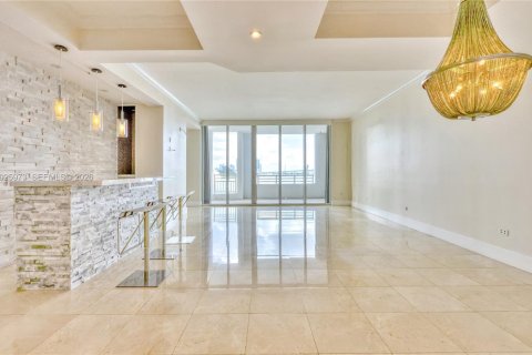 Copropriété à vendre à Miami, Floride: 2 chambres, 163.79 m2 № 2257498 - photo 3