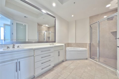 Copropriété à vendre à Miami, Floride: 2 chambres, 163.79 m2 № 2257498 - photo 16