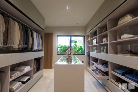 Casa en venta en North Miami Beach, Florida, 4 dormitorios, 161.84 m2 № 2056719 - foto 11