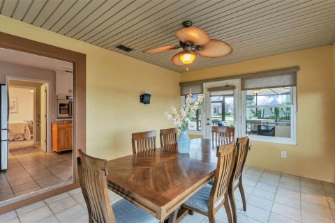 House in Polk City, Florida 1 bedroom, 115.2 sq.m. № 1879651 - photo 10