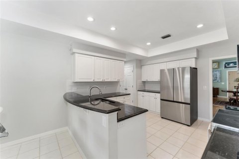 House in Gainesville, Florida 3 bedrooms, 205.13 sq.m. № 1894642 - photo 18