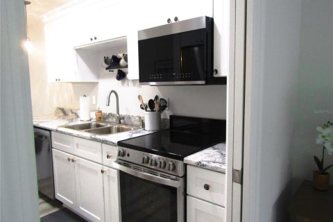 Copropriété à louer à Sarasota, Floride: 1 chambre, 39.76 m2 № 1561569 - photo 13