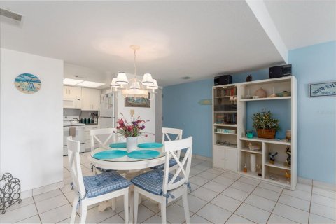 Condominio en alquiler en New Smyrna Beach, Florida, 2 dormitorios, 87.7 m2 № 1448191 - foto 6