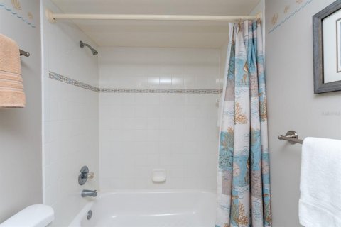 Condominio en alquiler en New Smyrna Beach, Florida, 2 dormitorios, 87.7 m2 № 1448191 - foto 13