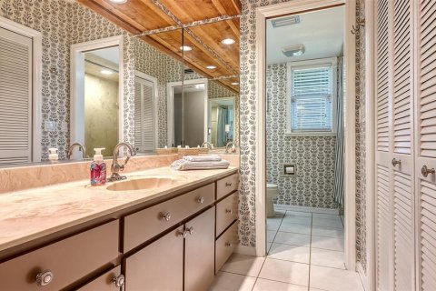 House in Port Charlotte, Florida 3 bedrooms, 244.7 sq.m. № 1718678 - photo 30