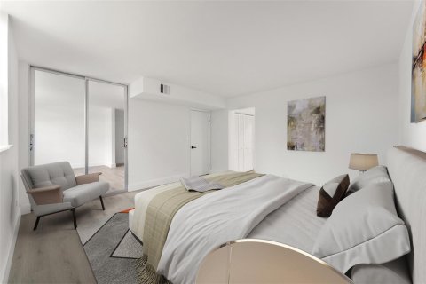 Condo in Miami, Florida, 2 bedrooms  № 2169893 - photo 11