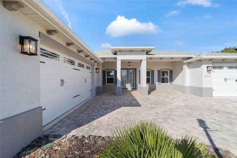 House in Ocala, Florida 3 bedrooms, 268.77 sq.m. № 2106961 - photo 7