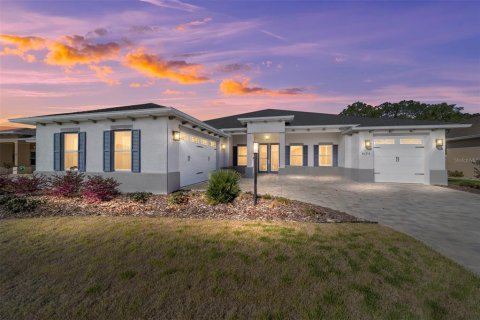 House in Ocala, Florida 3 bedrooms, 268.77 sq.m. № 2106961