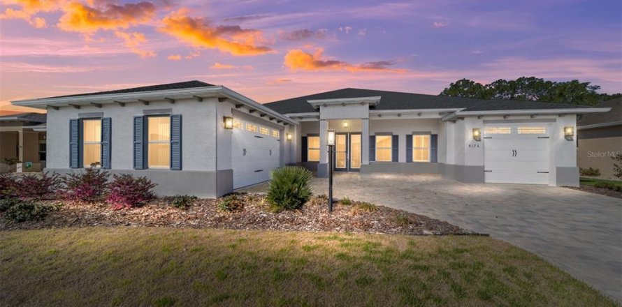 House in Ocala, Florida 3 bedrooms, 268.77 sq.m. № 2106961