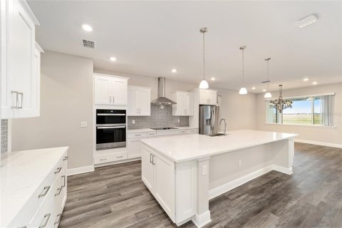 House in Ocala, Florida 3 bedrooms, 268.77 sq.m. № 2106961 - photo 24
