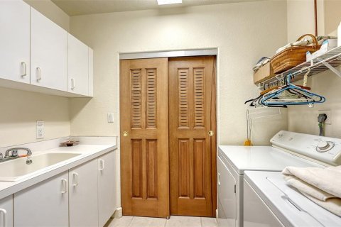 Condo in Longboat Key, Florida, 3 bedrooms  № 1746746 - photo 29