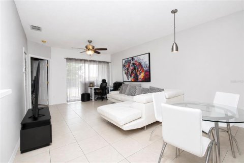 Copropriété à vendre à Orlando, Floride: 3 chambres, 111.48 m2 № 2266996 - photo 5