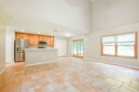 Villa ou maison à louer à Orlando, Floride: 3 chambres, 137.96 m2 № 2113302 - photo 6