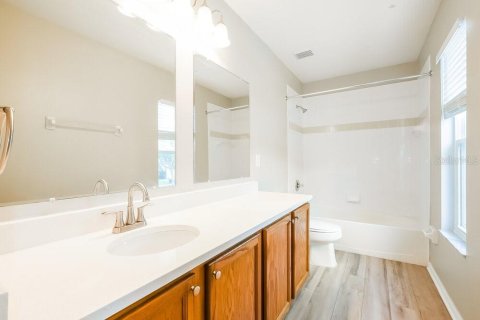 Villa ou maison à louer à Orlando, Floride: 3 chambres, 137.96 m2 № 2113302 - photo 11