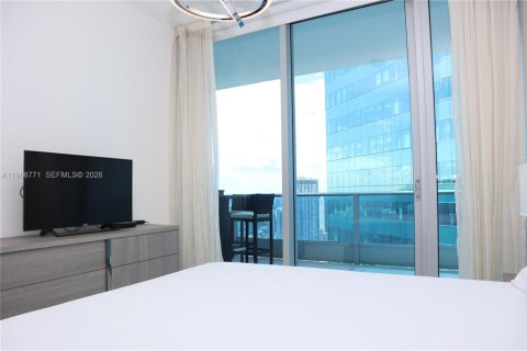 Condo in Miami, Florida, 2 bedrooms  № 2053027 - photo 15