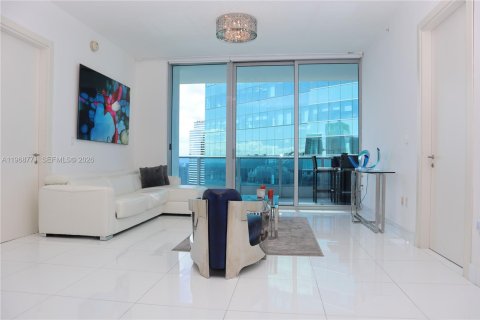 Condo in Miami, Florida, 2 bedrooms  № 2053027 - photo 3