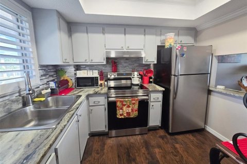 Condo in Bradenton, Florida, 1 bedroom  № 1744646 - photo 8