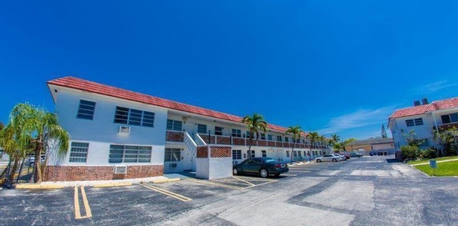 Condominio en Dania Beach, Florida, 1 dormitorio  № 1005281