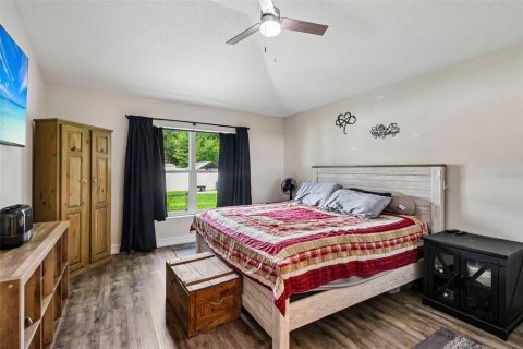 House in Belleview, Florida 3 bedrooms, 158.03 sq.m. № 2258484 - photo 12
