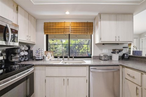 Villa ou maison à vendre à Fort Myers, Floride: 3 chambres, 136.57 m2 № 2109425 - photo 13