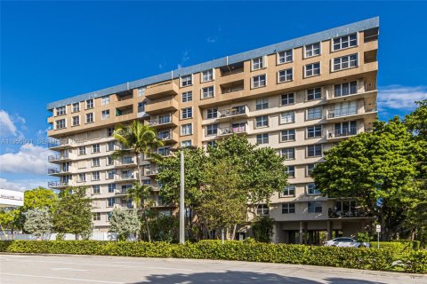 Copropriété à louer à Fort Lauderdale, Floride: 1 chambre, 80.82 m2 № 2007168 - photo 16