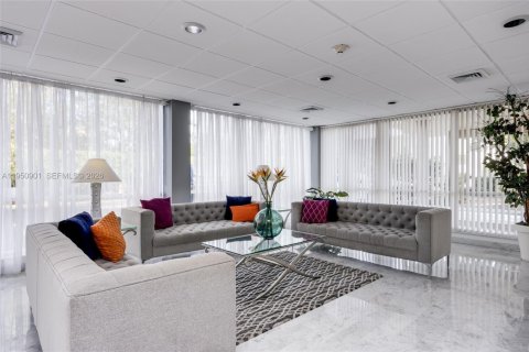 Copropriété à louer à Fort Lauderdale, Floride: 1 chambre, 80.82 m2 № 2007168 - photo 18