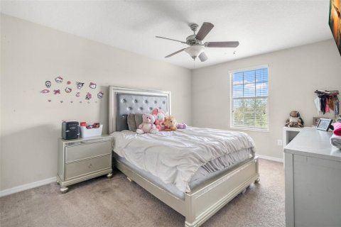 House in Ruskin, Florida 6 bedrooms, 290.78 sq.m. № 1719117 - photo 17