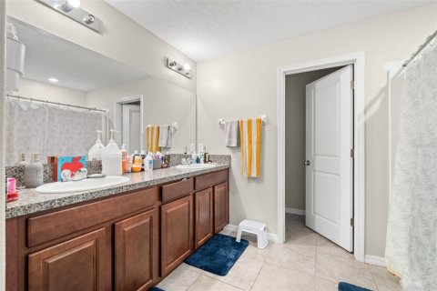 House in Ruskin, Florida 6 bedrooms, 290.78 sq.m. № 1719117 - photo 29
