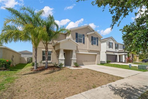 House in Ruskin, Florida 6 bedrooms, 290.78 sq.m. № 1719117 - photo 3