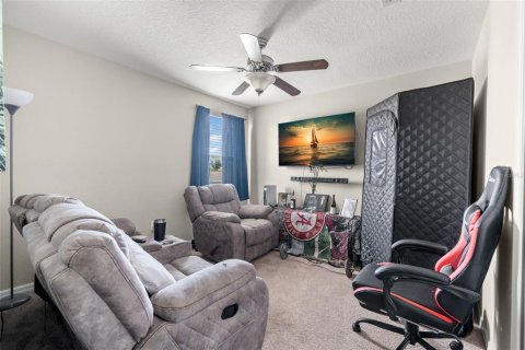 House in Ruskin, Florida 6 bedrooms, 290.78 sq.m. № 1719117 - photo 16