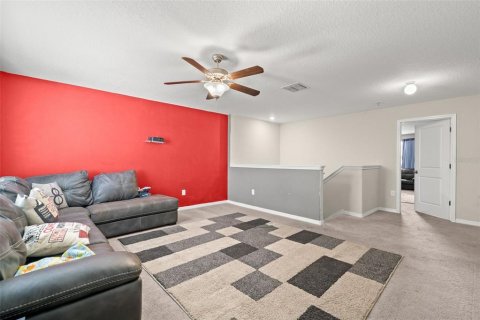House in Ruskin, Florida 6 bedrooms, 290.78 sq.m. № 1719117 - photo 20