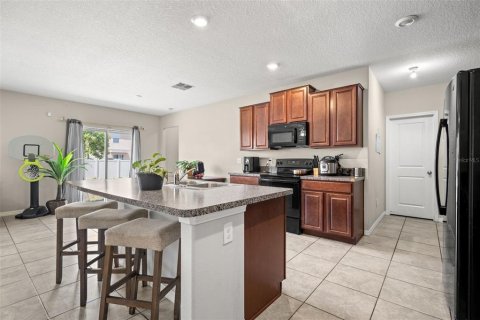 House in Ruskin, Florida 6 bedrooms, 290.78 sq.m. № 1719117 - photo 12