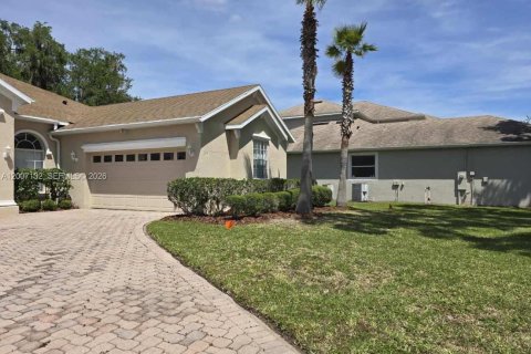 Villa ou maison à louer à Kissimmee, Floride: 4 chambres № 2183478 - photo 2