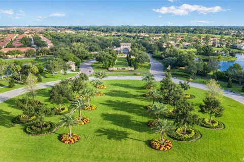 House in Port St. Lucie, Florida 3 bedrooms, 152.92 sq.m. № 1976055 - photo 10