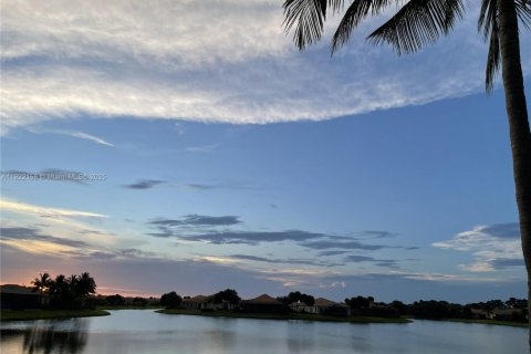 House in Port St. Lucie, Florida 3 bedrooms, 152.92 sq.m. № 1976055 - photo 26