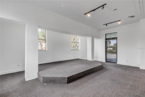 Immobilier commercial à vendre à New Smyrna Beach, Floride: 163.32 m2 № 2197144 - photo 11