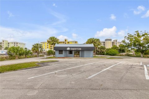 Immobilier commercial à vendre à New Smyrna Beach, Floride: 163.32 m2 № 2197144 - photo 3