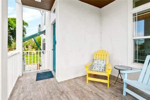 Casa en venta en Sarasota, Florida, 4 dormitorios, 277.59 m2 № 1908664 - foto 8