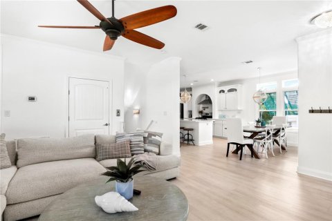 Casa en venta en Sarasota, Florida, 4 dormitorios, 277.59 m2 № 1908664 - foto 12