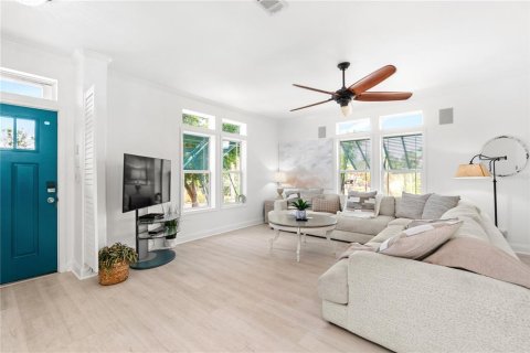 Casa en venta en Sarasota, Florida, 4 dormitorios, 277.59 m2 № 1908664 - foto 9