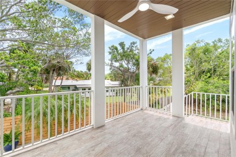 Casa en venta en Sarasota, Florida, 4 dormitorios, 277.59 m2 № 1908664 - foto 29