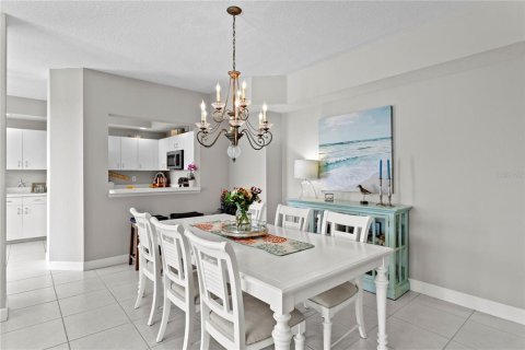 Copropriété à vendre à Saint Petersburg, Floride: 2 chambres, 140.28 m2 № 2398442 - photo 4