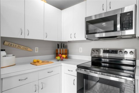 Copropriété à vendre à Saint Petersburg, Floride: 2 chambres, 140.28 m2 № 2398442 - photo 16