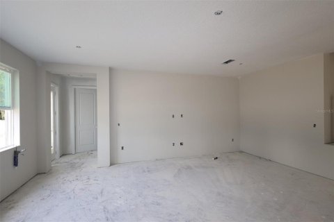 Casa en venta en Apopka, Florida, 5 dormitorios, 462.37 m2 № 1906981 - foto 3