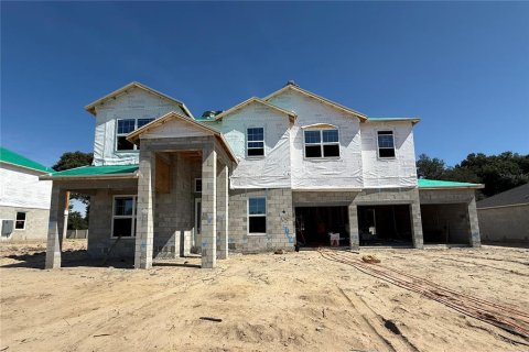 House in Apopka, Florida 5 bedrooms, 462.37 sq.m. № 1906981 - photo 4