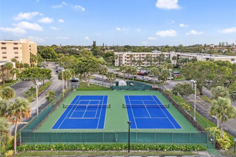Condominio en venta en Deerfield Beach, Florida, 2 dormitorios, 97.55 m2 № 1969693 - foto 21