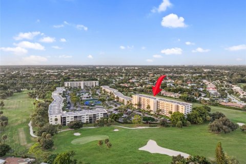 Condominio en venta en Deerfield Beach, Florida, 2 dormitorios, 97.55 m2 № 1969693 - foto 26
