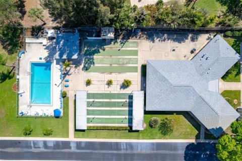 House in Seminole, Florida 2 bedrooms, 71.07 sq.m. № 1546916 - photo 20